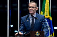 Contarato critica Bolsonaro por afirmação contra Paulo Freire