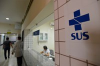 Proposta em análise na CCJ prevê aumento de recursos para a saúde pública