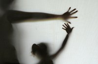 Leila propõe projeto para evitar revogação completa da Lei de Alienação Parental