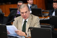 Projeto facilita instalação de agências financeiras estrangeiras no Brasil