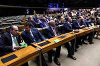 Reformas tributária e administrativa são prioridades em 2020, apontam senadores