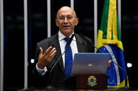 Confúcio Moura defende novo pacto federativo