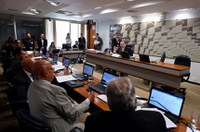 Senadores veem dificuldade para reforma tributária e pedem posição do governo