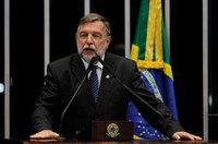 Flávio Arns celebra centenário da chegada dos freis capuchinhos no Paraná