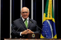 Lasier pede prioridade para PEC que muda forma de escolha de ministros do STF