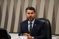 Relator apresenta novas mudanças no marco do setor elétrico