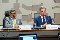 Audiência pública debaterá auxílio a pescadores afetados por derrame de óleo