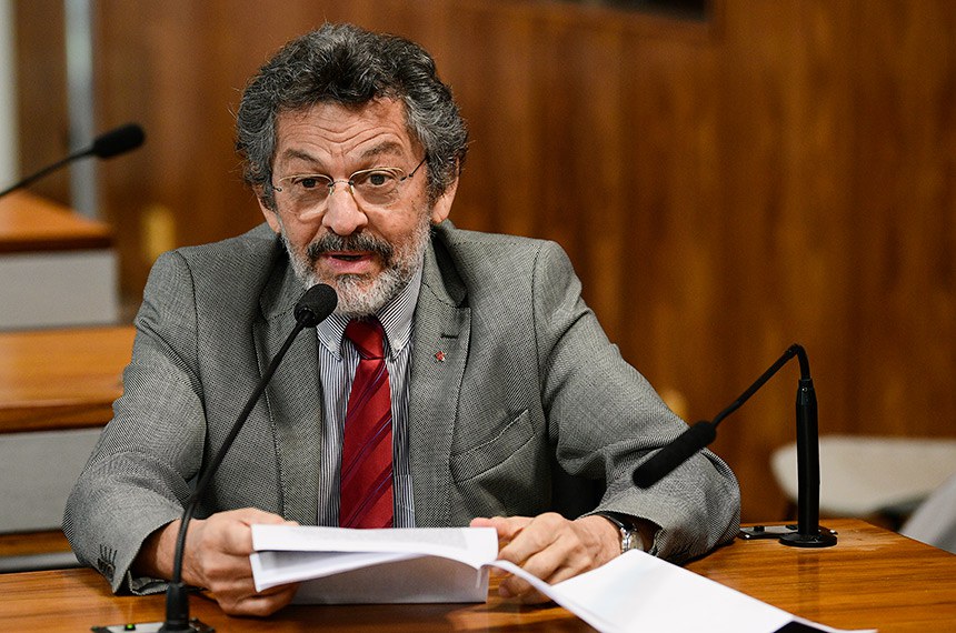 O relator, Paulo Rocha, recomendou a aprovação do projeto sem alteração