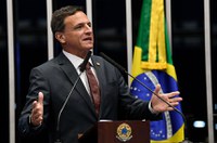 Bittar critica proibição de venda de veículos movidos a gasolina e diesel em 2030