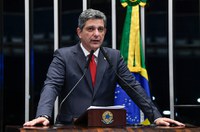 Rogério Carvalho alerta para o aumento da concentração de renda