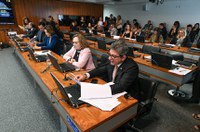 Comissão aprova mudança de regime previdenciário para aposentados