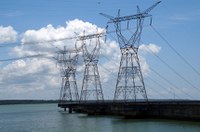 Comissão pode votar novo marco regulatório do setor elétrico na terça