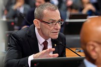 Projeto permite que entidades de defesa de menores proponham ação civil pública