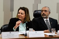 Câncer do colo do útero e HPV serão tema de debate na CAS nesta terça-feira