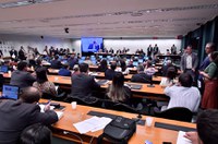 CMO aprova autorização para reajuste de policiais no Distrito Federal