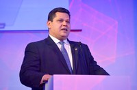 ‘Não nos furtaremos de tomar a dianteira nas decisões importantes para o nosso país’, diz Davi