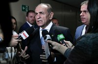 Presidente da CMO diz esperar aprovação de PLNs nesta terça-feira