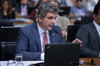 Líder do PT anuncia ação para TSE apurar fala de Bolsonaro sobre fraude na eleição