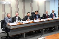 Investimento na infância e no professor é via para melhorar educação, indica debate