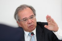 Comissão da Reforma Tributária ouve Paulo Guedes na terça