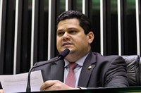 Presidente Davi Alcolumbre testa positivo para covid-19