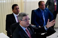 Em ofício à embaixada da China, Senado manifesta respeito e pede desculpas