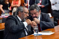 Senadores do PT querem anular votação da MP do Contrato Verde e Amarelo