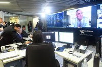 Angelo Coronel destaca que o país vive crise política e precisa de solidariedade