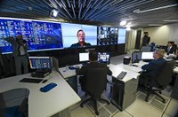 Momento é de solidariedade e compreensão, diz Alvaro Dias