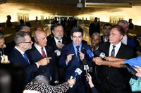 Senadores divulgam manifesto para usar recursos do PLN 4/2020 contra covid-19