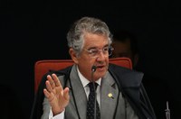 Estados e municípios também podem tomar medidas contra pandemia, diz decisão liminar do STF