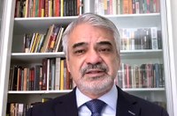 Humberto acusa Bolsonaro de sabotar medidas de combate ao coronavírus