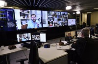 Senadores pedem votação de proposta para taxar grandes fortunas