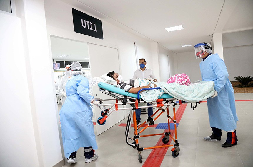 Manaus – Hospital de Campanha Municipal recebe primeiros pacientes vítimas da Covid-19