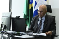 Suspensão de reajuste pode não atingir todos os servidores, admite Paulo Guedes