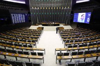 Congresso analisa na quarta crédito de R$ 343,6 bi para contornar “regra de ouro”