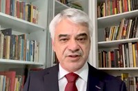 Humberto Costa defende processo de impeachment de Bolsonaro