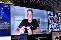 Juros: senadores lamentam adiamento de votação de limites para cheque especial e cartão