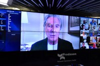 Collor pede desculpas por bloqueio da poupança em 1990