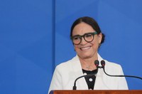 Para senadores, Regina Duarte não deixa legado na Secretaria de Cultura