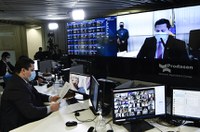 Congresso prorroga validade da MP que flexibiliza calendário escolar