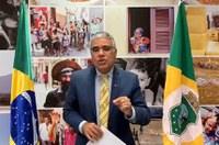 Girão defende o combate a fake news sem ameaça à liberdade de expressão