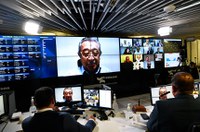 Senado confirma R$ 160 milhões para asilos no combate à pandemia; texto vai à sanção