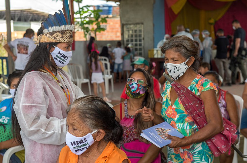 Indígenas recebem atendimento durante pandemia de covid-19 em Manaus: projeto prevê ações emergenciais e limite a acesso a comunidades, inclusive de quilombolas