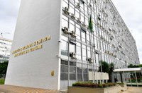 Proposta prevê destinação de R$ 3 bi para ações emergenciais em turismo