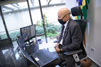 Relatório revela represamento de recursos autorizados contra a covid-19