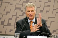 Senadores lamentam morte de Alfredo Sirkis