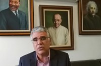Girão critica visão de "ideologia partidária" de gestores da Fiocruz