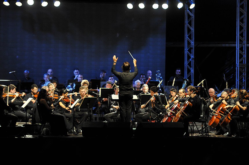 Orquestra do Teatro Nacional em Brasília, em 2018: lei prevê recursos para instituições e espaços culturais 