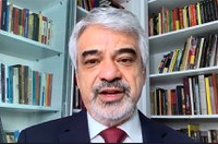 Humberto Costa acusa governo de privilegiar bancos na reforma tributária